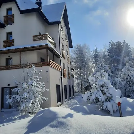 Maglian Campus * Divcibare