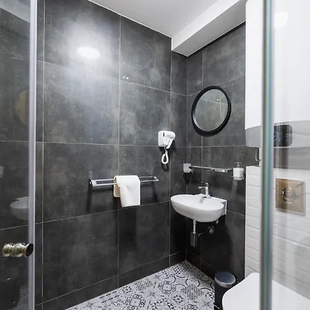 Hotel Maglian Campus Divcibare